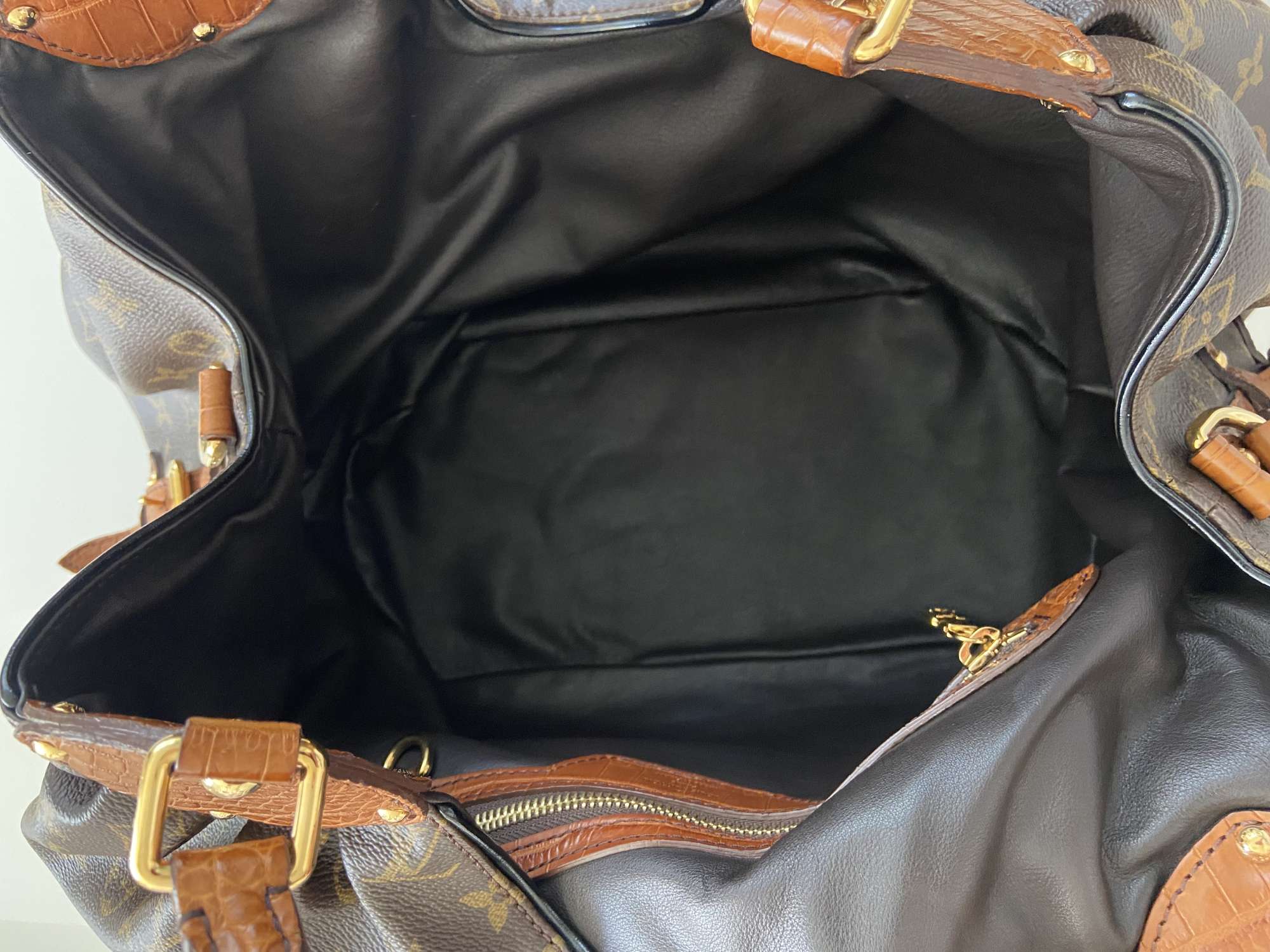 Louis Vuitton Mahina