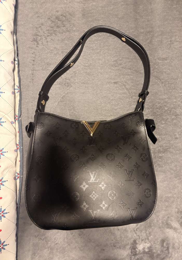 Louis Vuitton HOBO