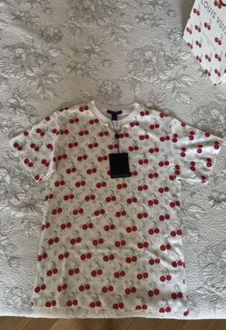 https://www.vipluxury.sk/Louis Vuitton tričko