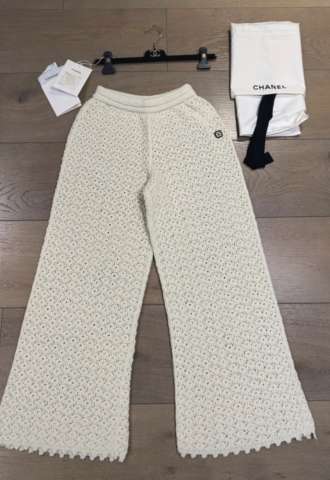 https://www.vipluxury.sk/Chanel letné nohavice
