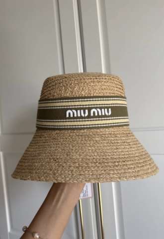 https://www.vipluxury.sk/Miu miu klobúk