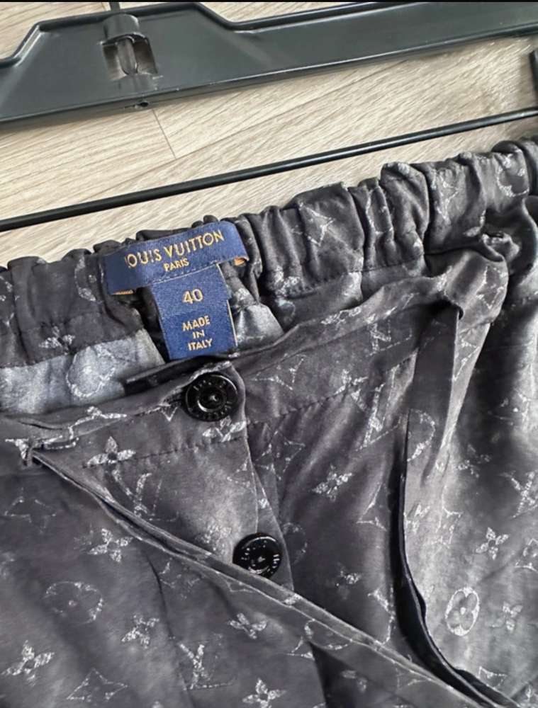 Louis Vuitton pyzamove nohavice