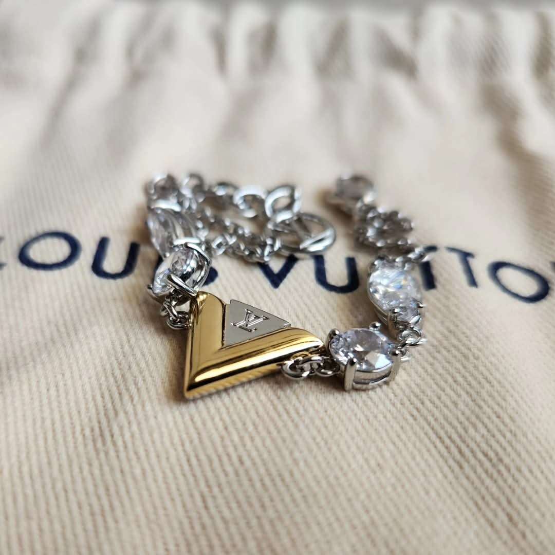 Louis Vuitton Naramek