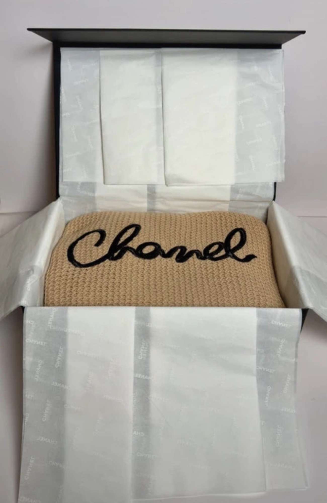 Chanel šál