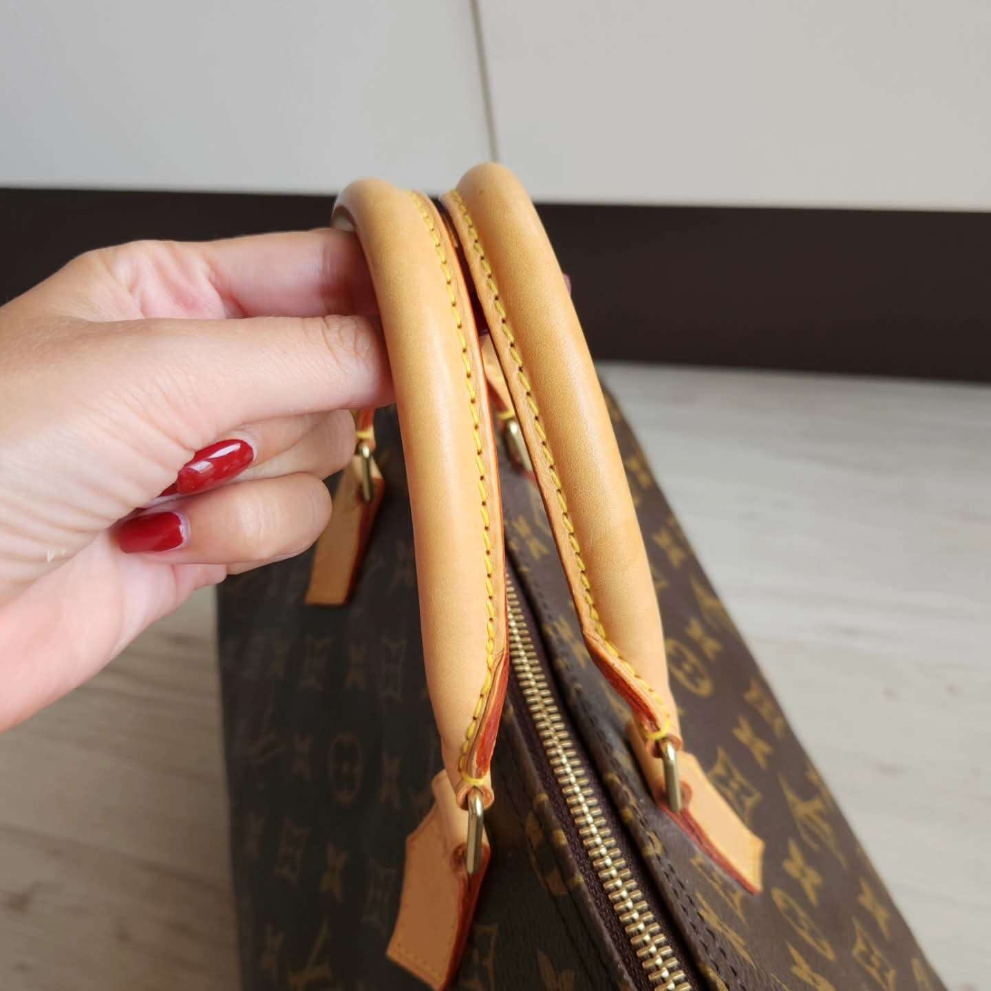 Louis Vuitton Speedy 35