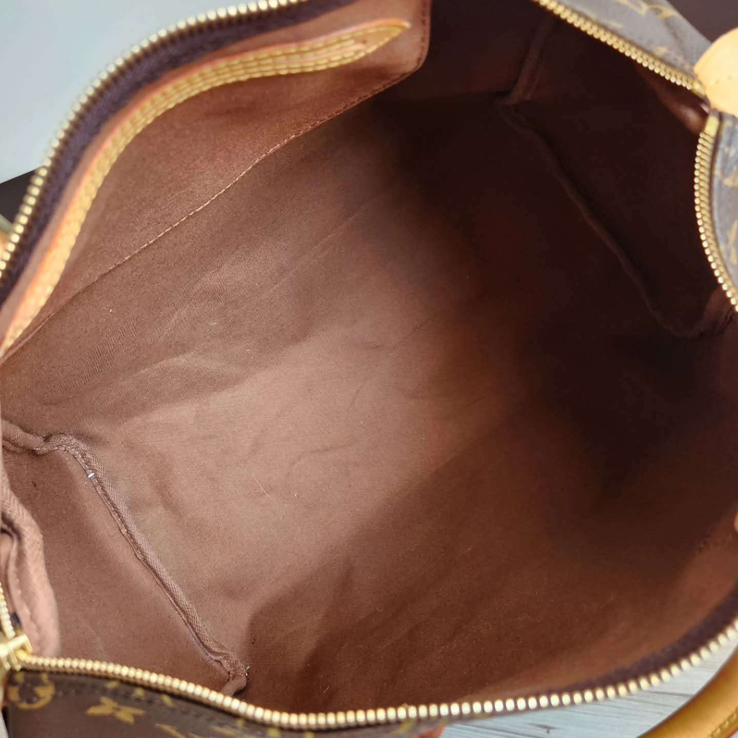 Louis Vuitton Speedy 35