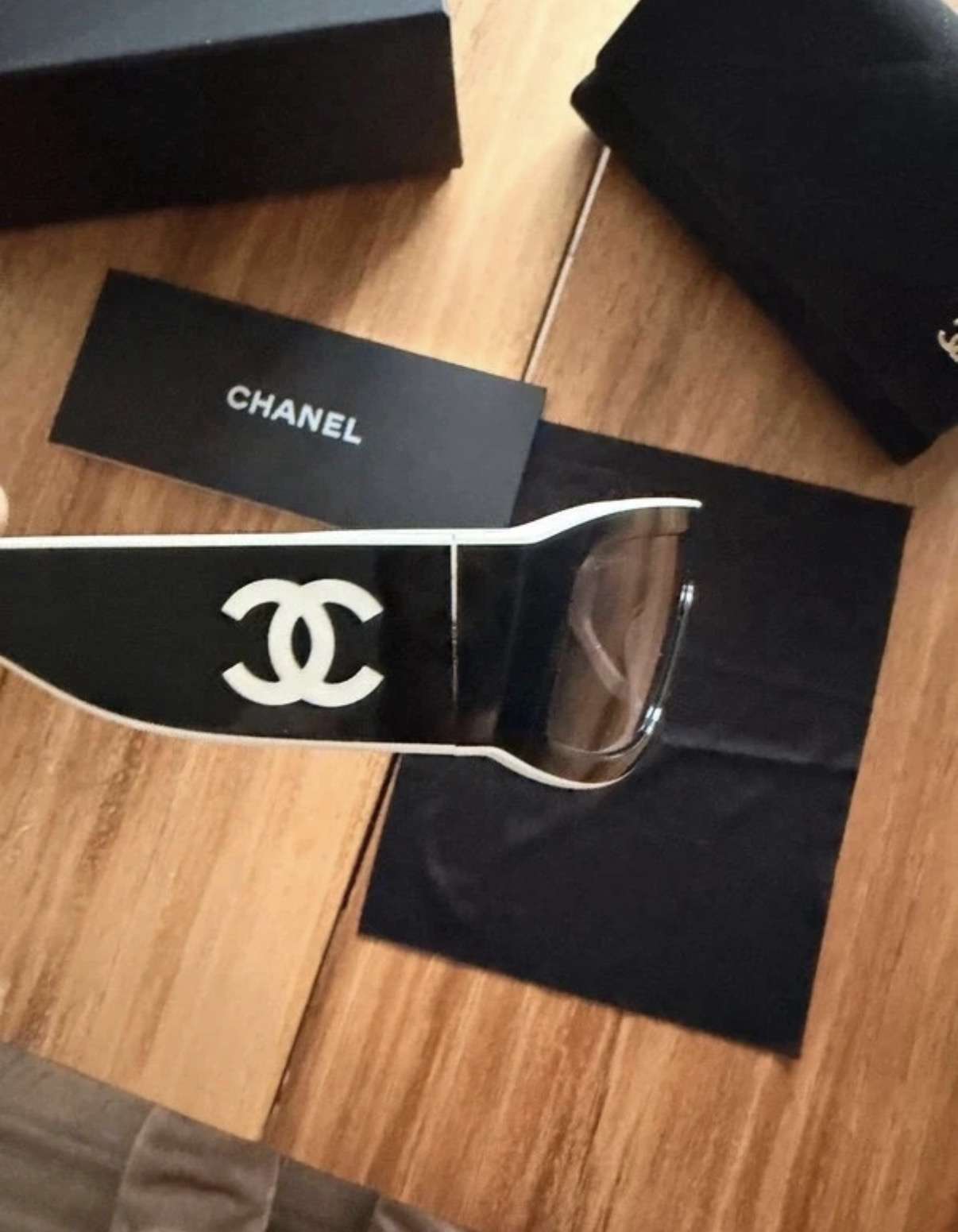 Chanel okuliare