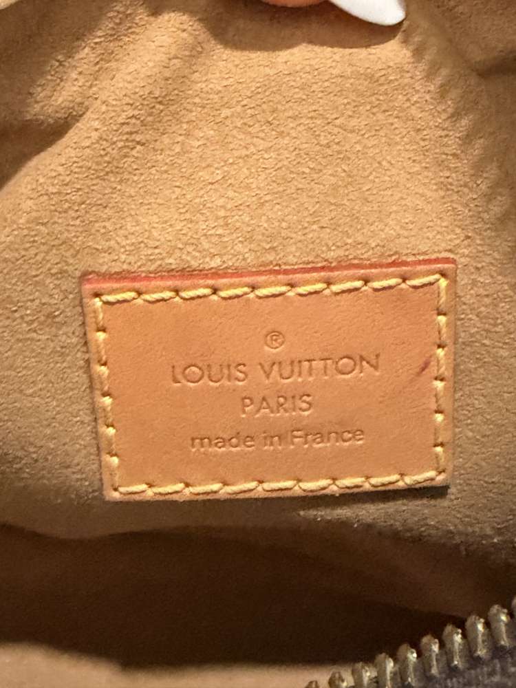 Kabelka Louis VUITTON loop