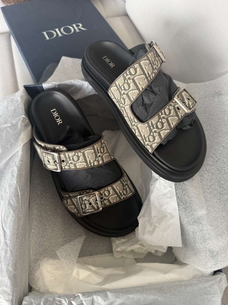 Dior slapky