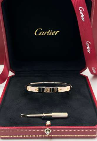 https://www.vipluxury.sk/Cartier naramok