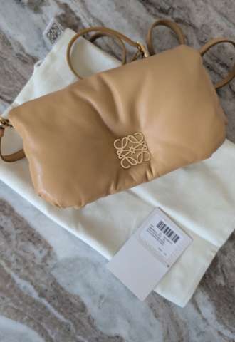 https://www.vipluxury.sk/Loewe Kabelka