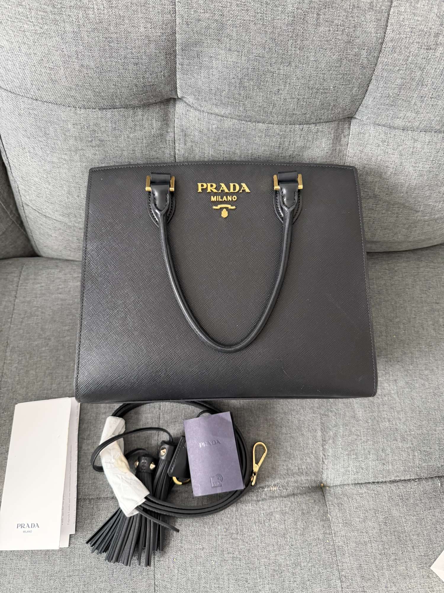 Prada kabelka