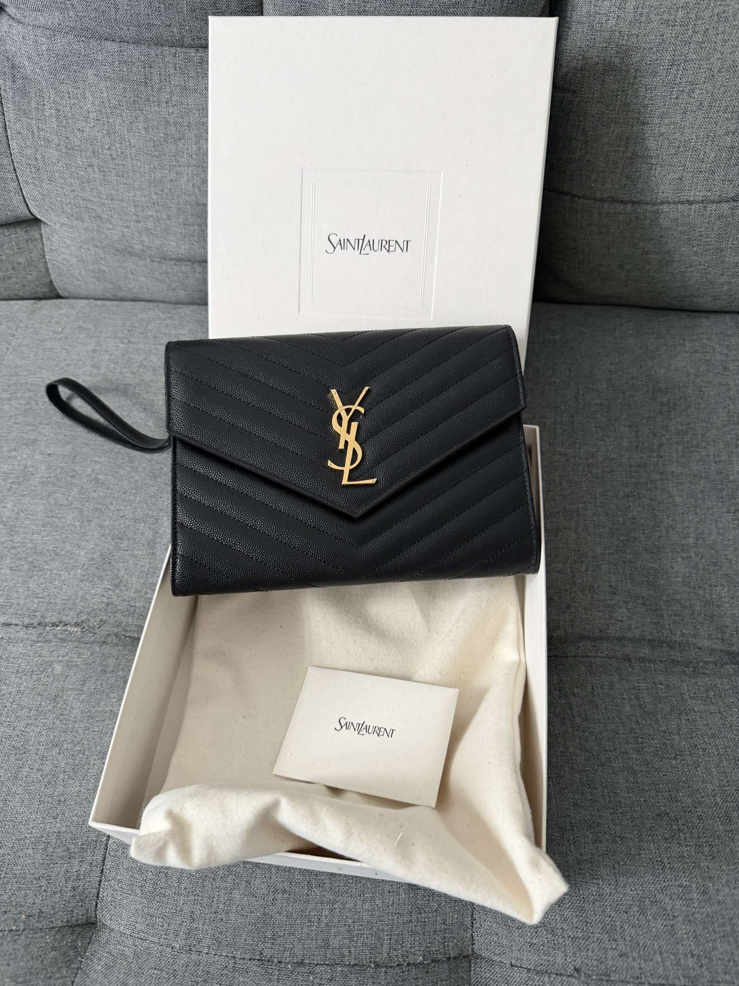 Ysl clutch