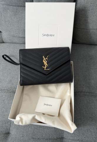 https://www.vipluxury.sk/Ysl clutch