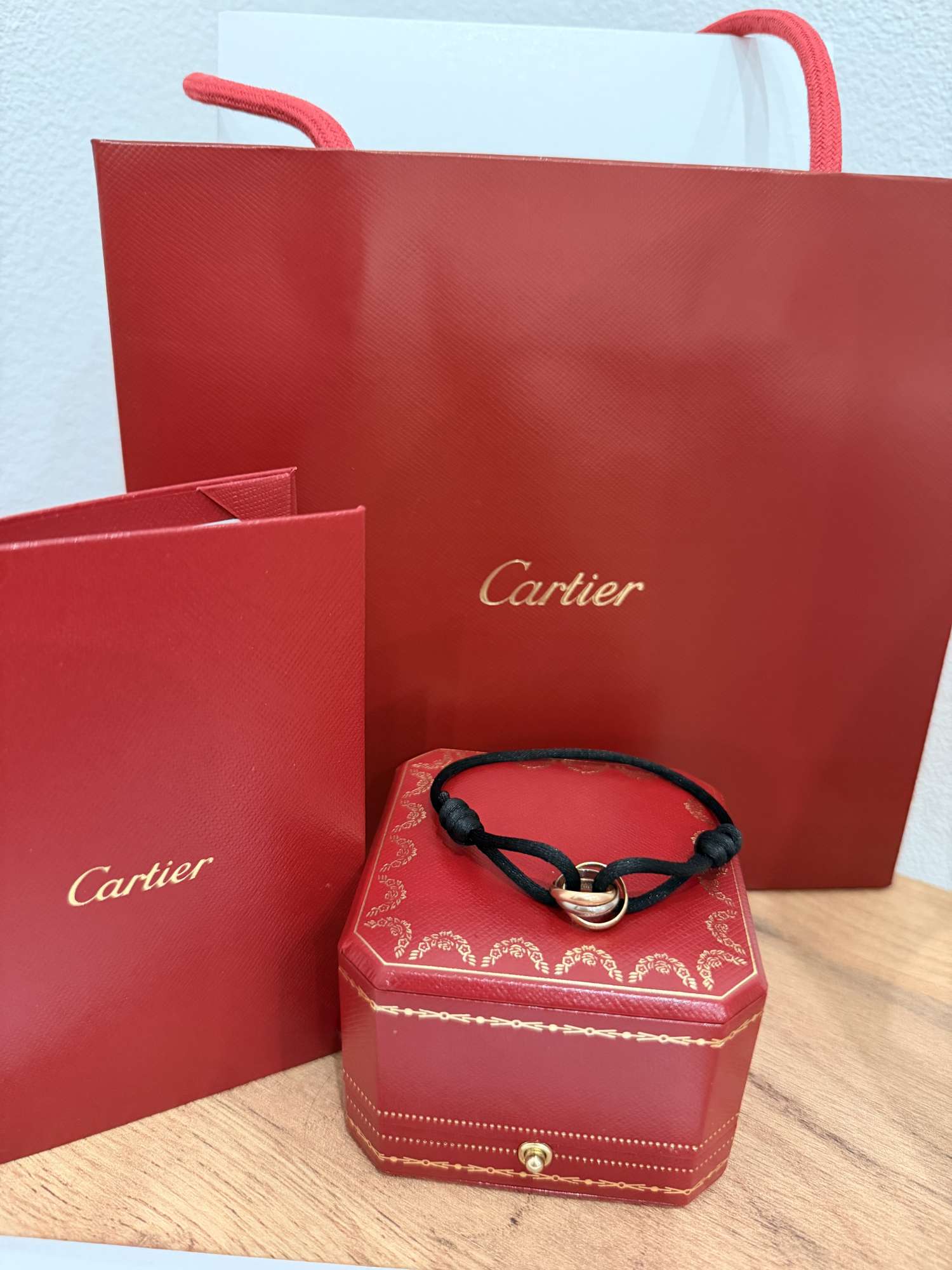 Cartier Trinity naramok