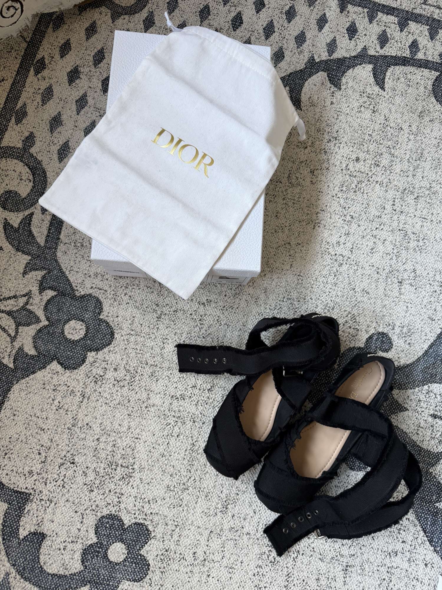 Dior balenrinky songe
