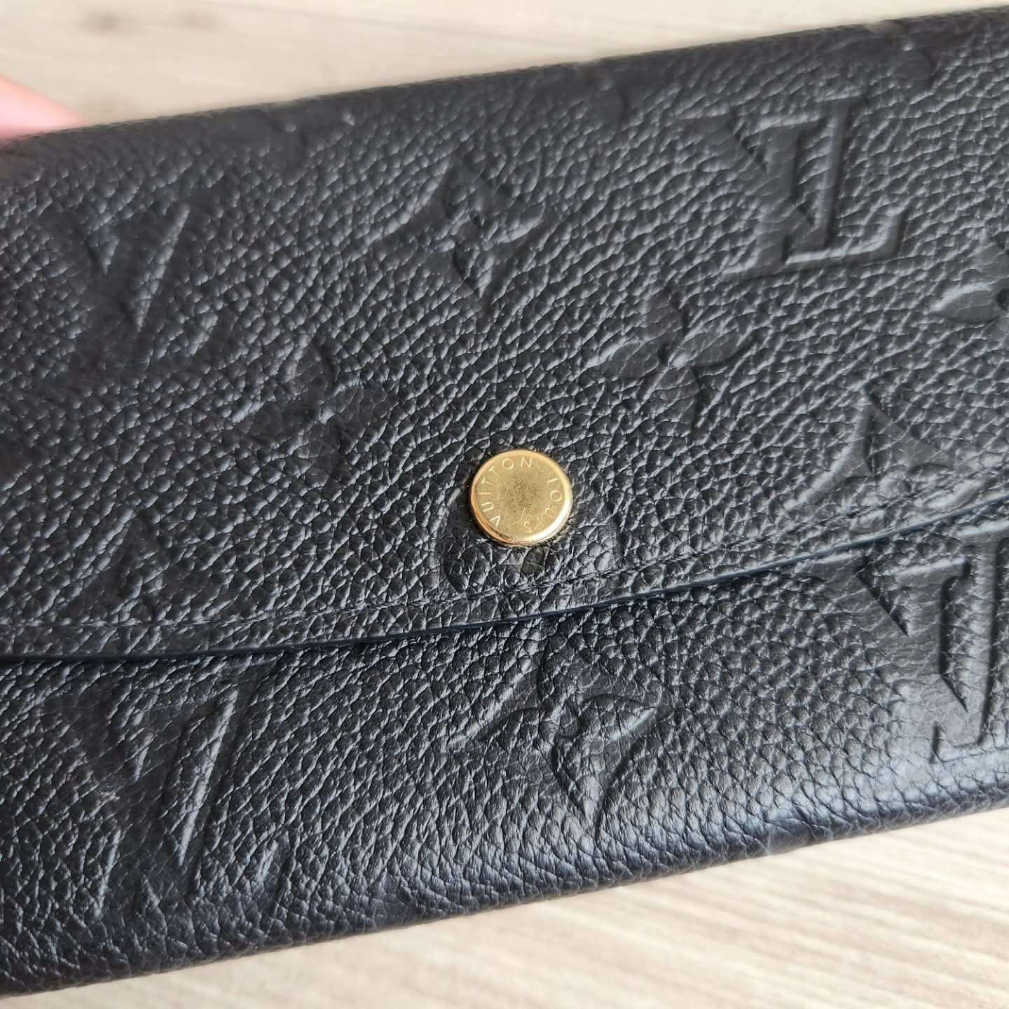 Louis Vuitton Emilie