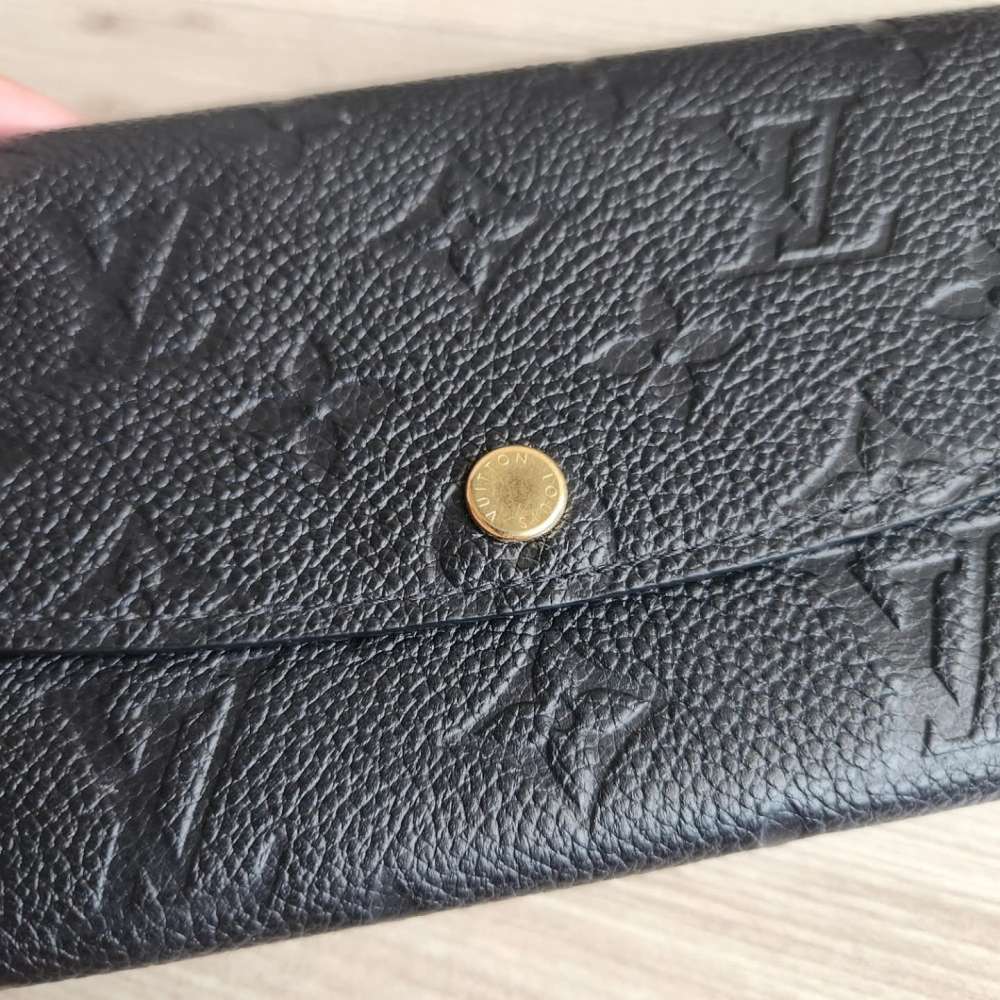 Louis Vuitton Emilie