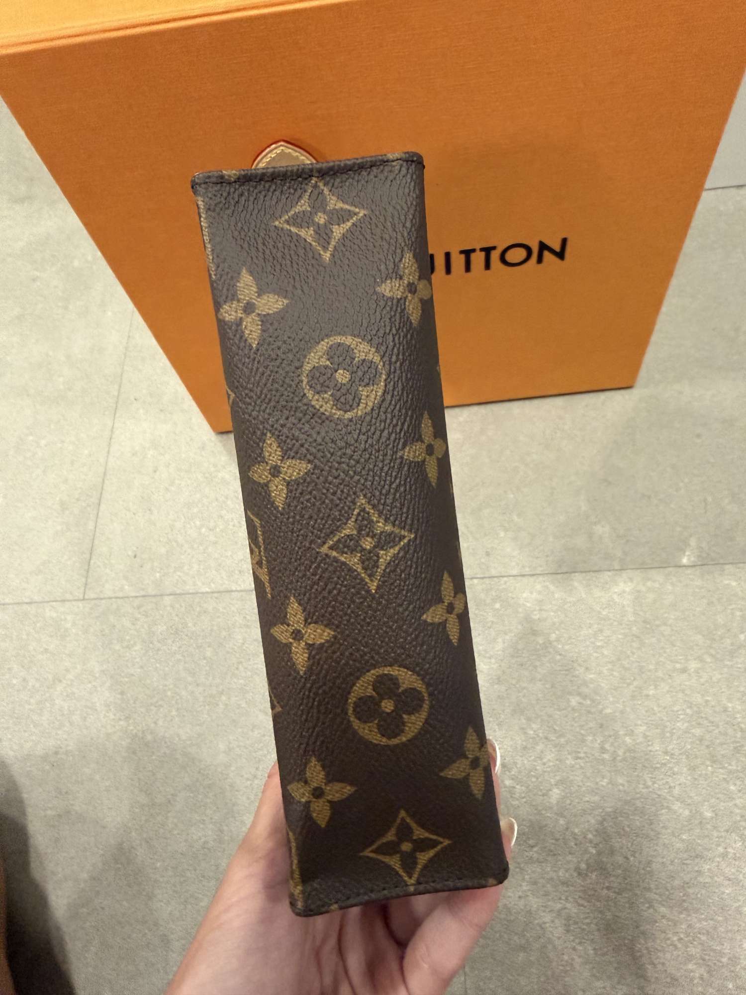 Louis vuitton pochette toilette monogram