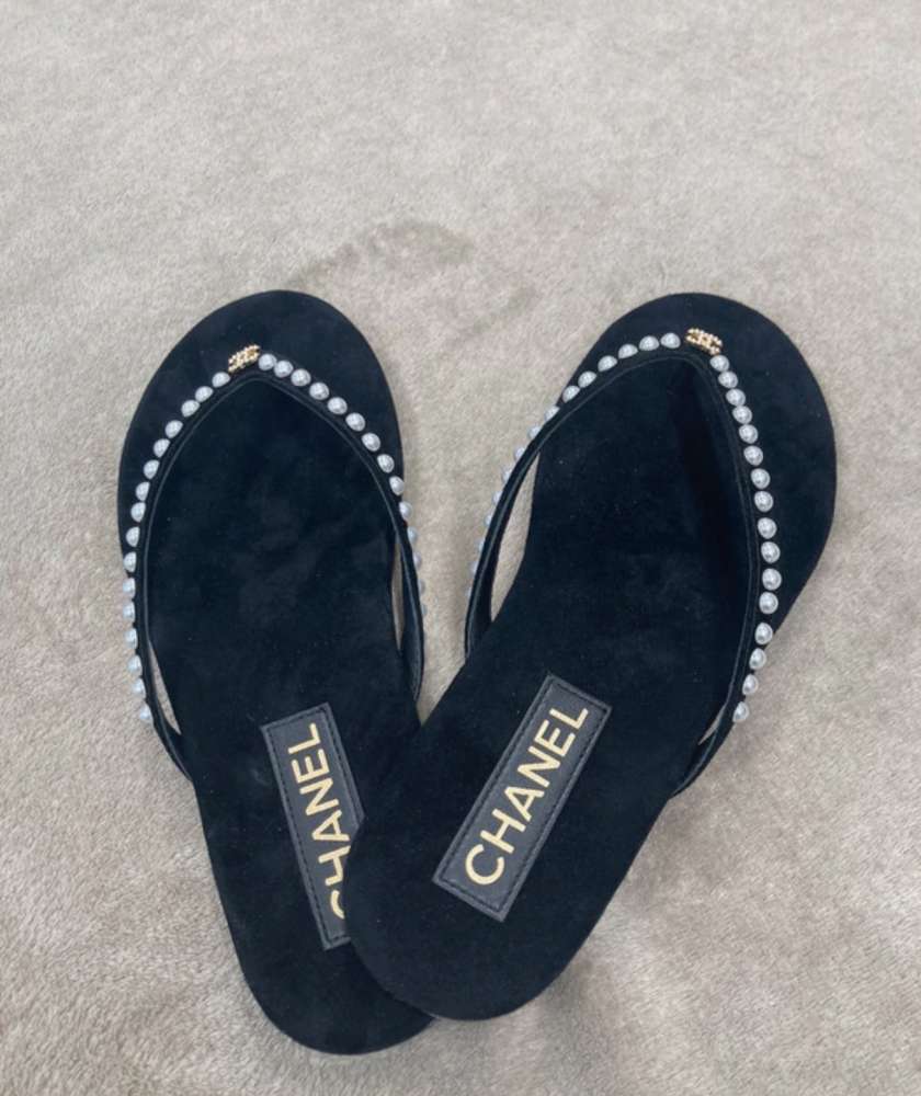 Chanel šľapky