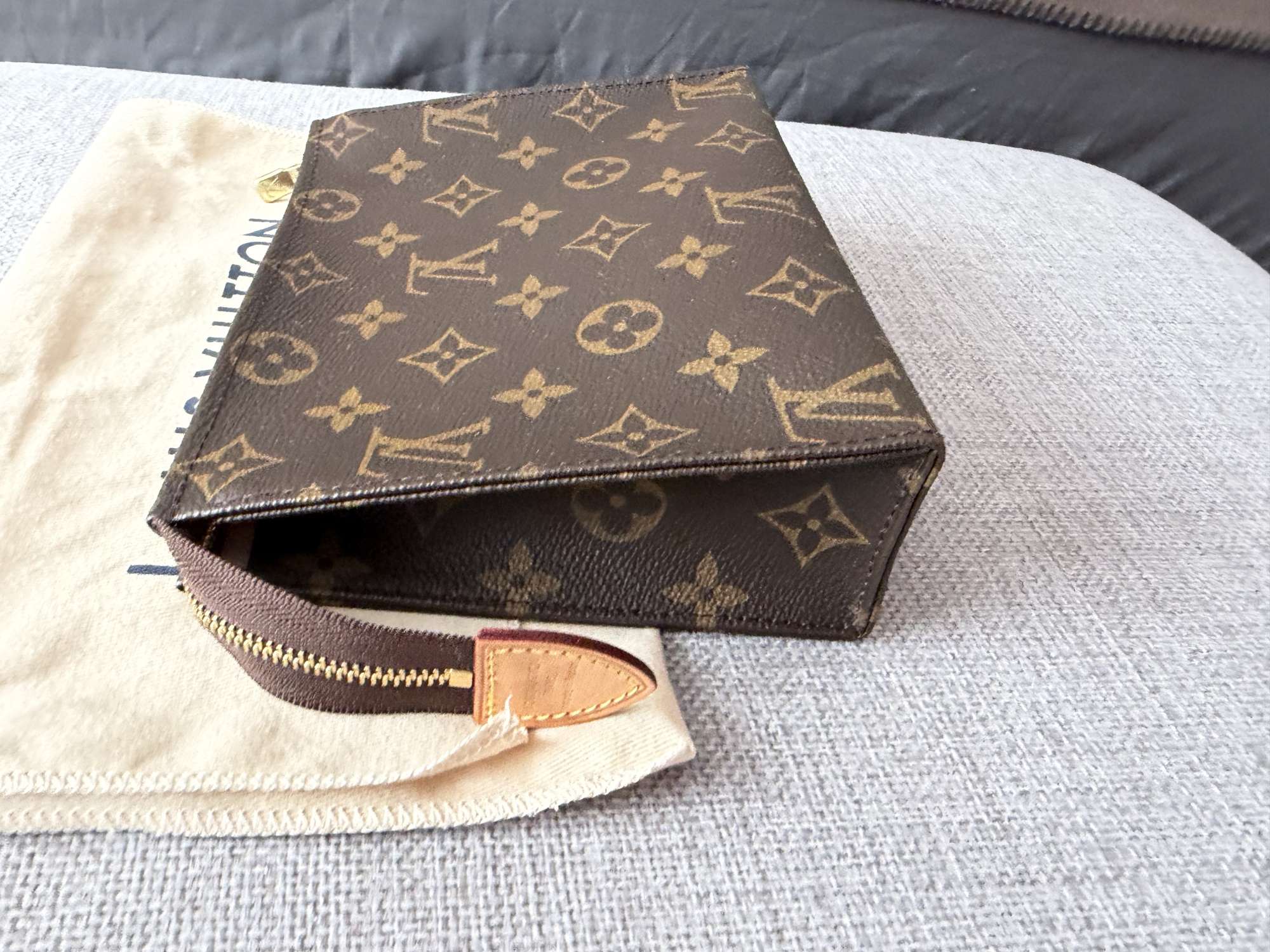 Louis Vuitton toilletry