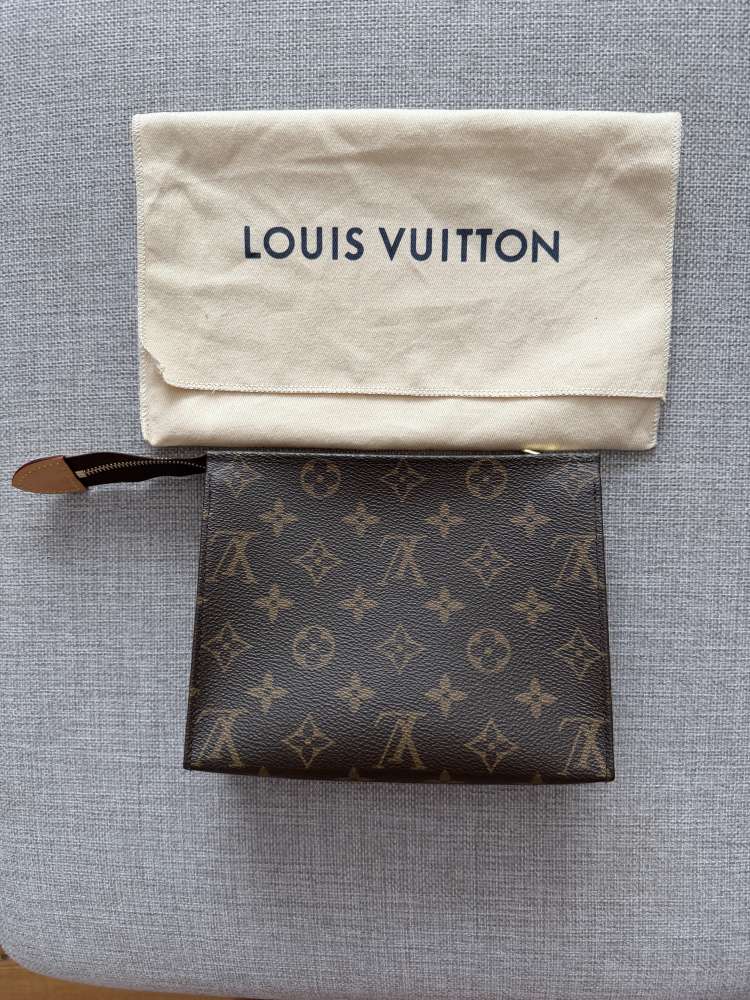 Louis Vuitton toilletry