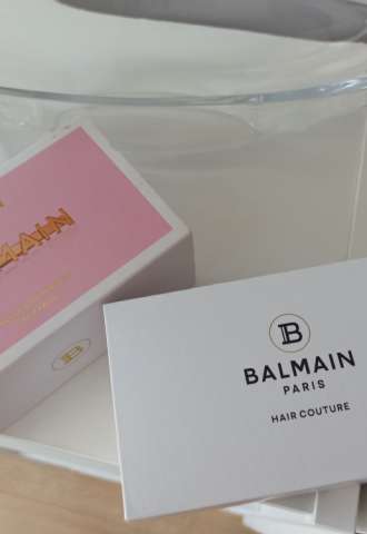 https://www.vipluxury.sk/BALMAIN 18K GOLD PLATED HAIR SLIDE