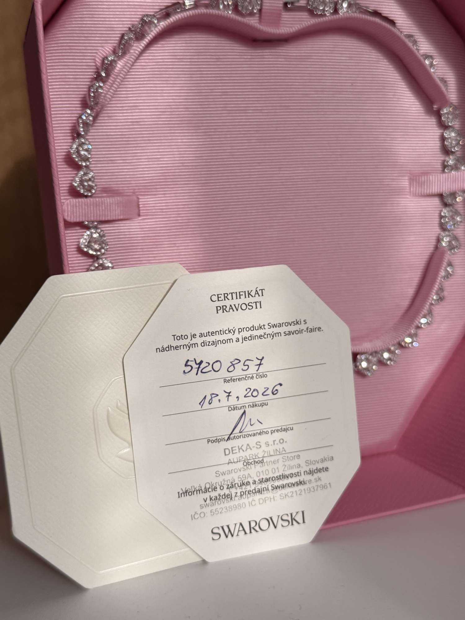 Ariana Grande x Swarovski náhrdelník