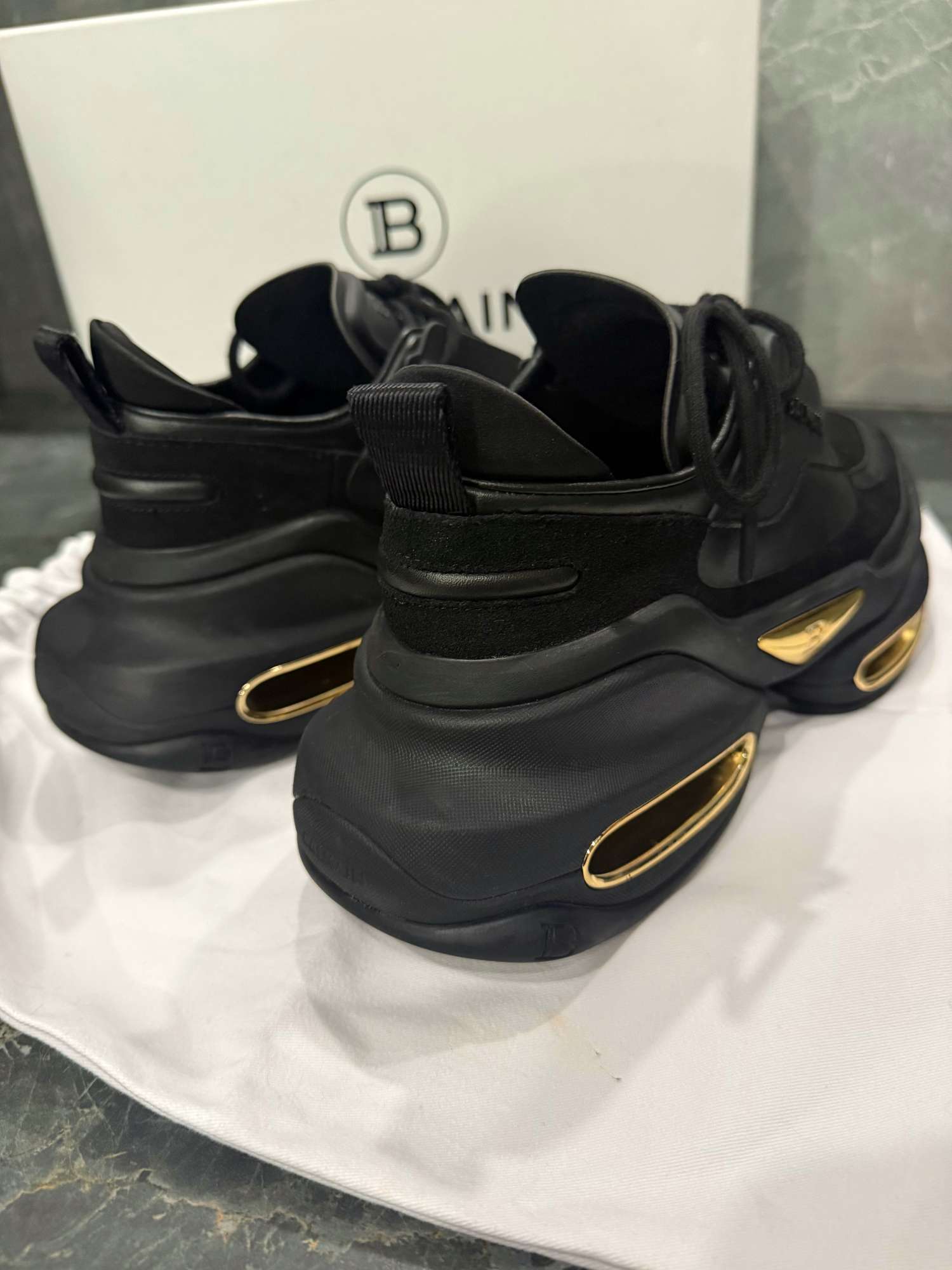 Nízke tenisky Balmain B-Bold z teľacej kože