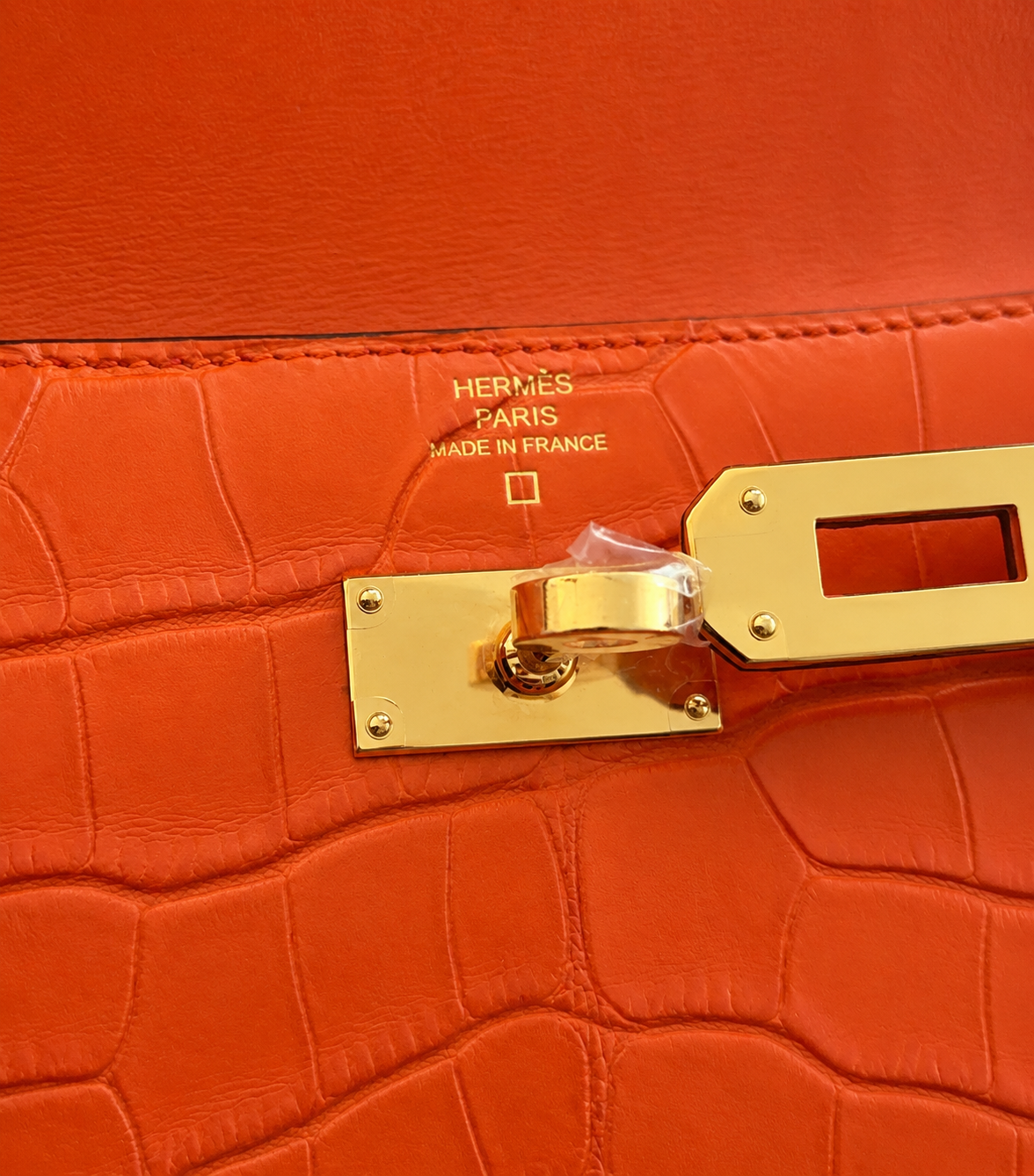 Hermès Kelly To Go Alligator Missi – Orange Poppy