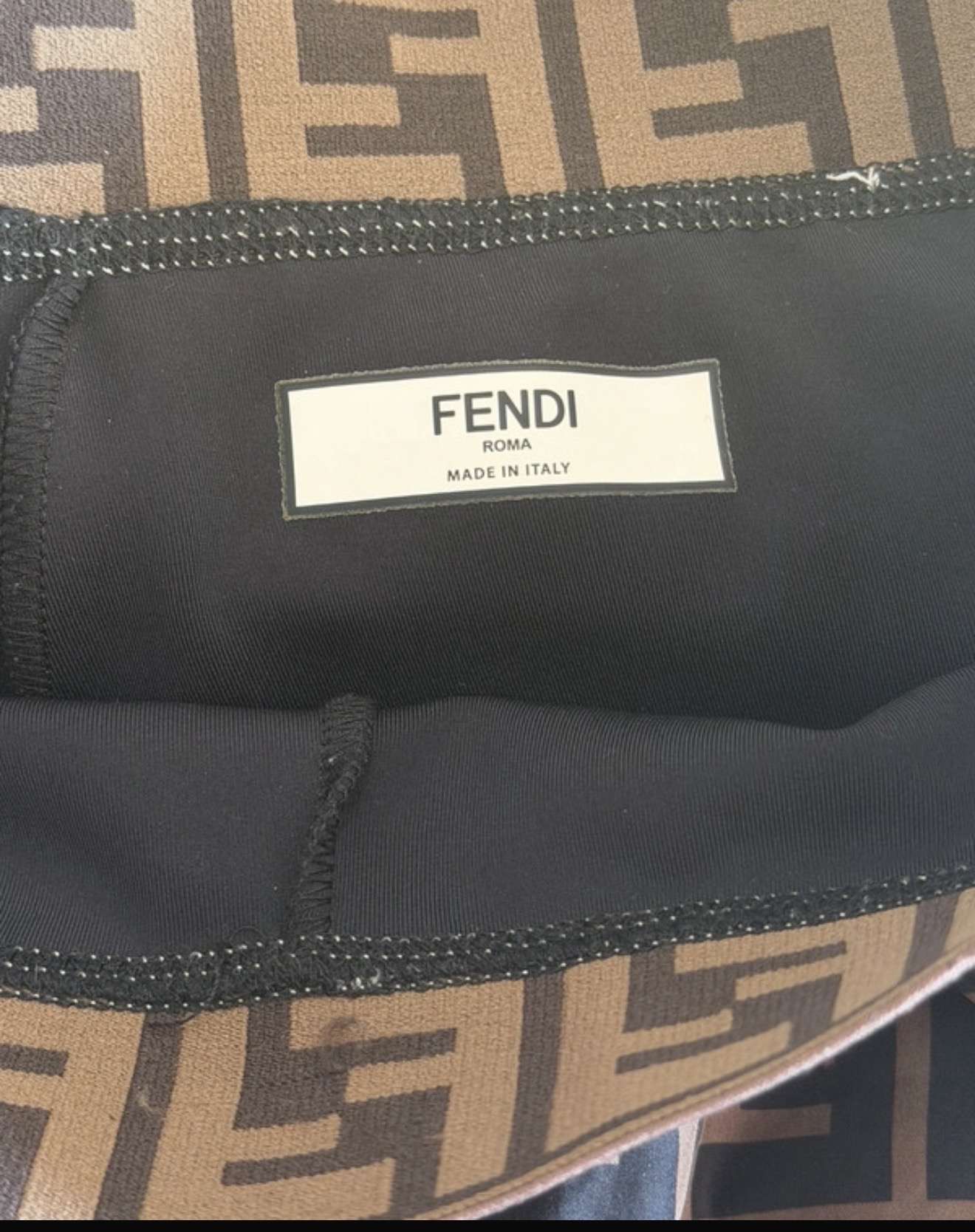 Fendi kratasy
