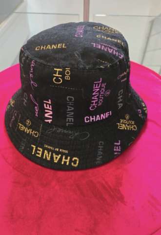 https://www.vipluxury.sk/Chanel klobuk