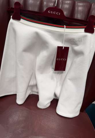 https://www.vipluxury.sk/Gucci sukně S
