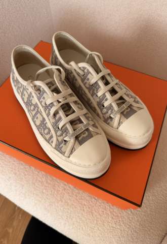 https://www.vipluxury.sk/Christian Dior Walk’n’Dior Platform – veľkosť 39 | Originál | Doklad o kúpe