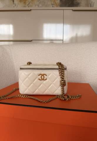 https://www.vipluxury.sk/CHANEL Vanity With Chain AP3044 – Lambskin | Kompletné balenie