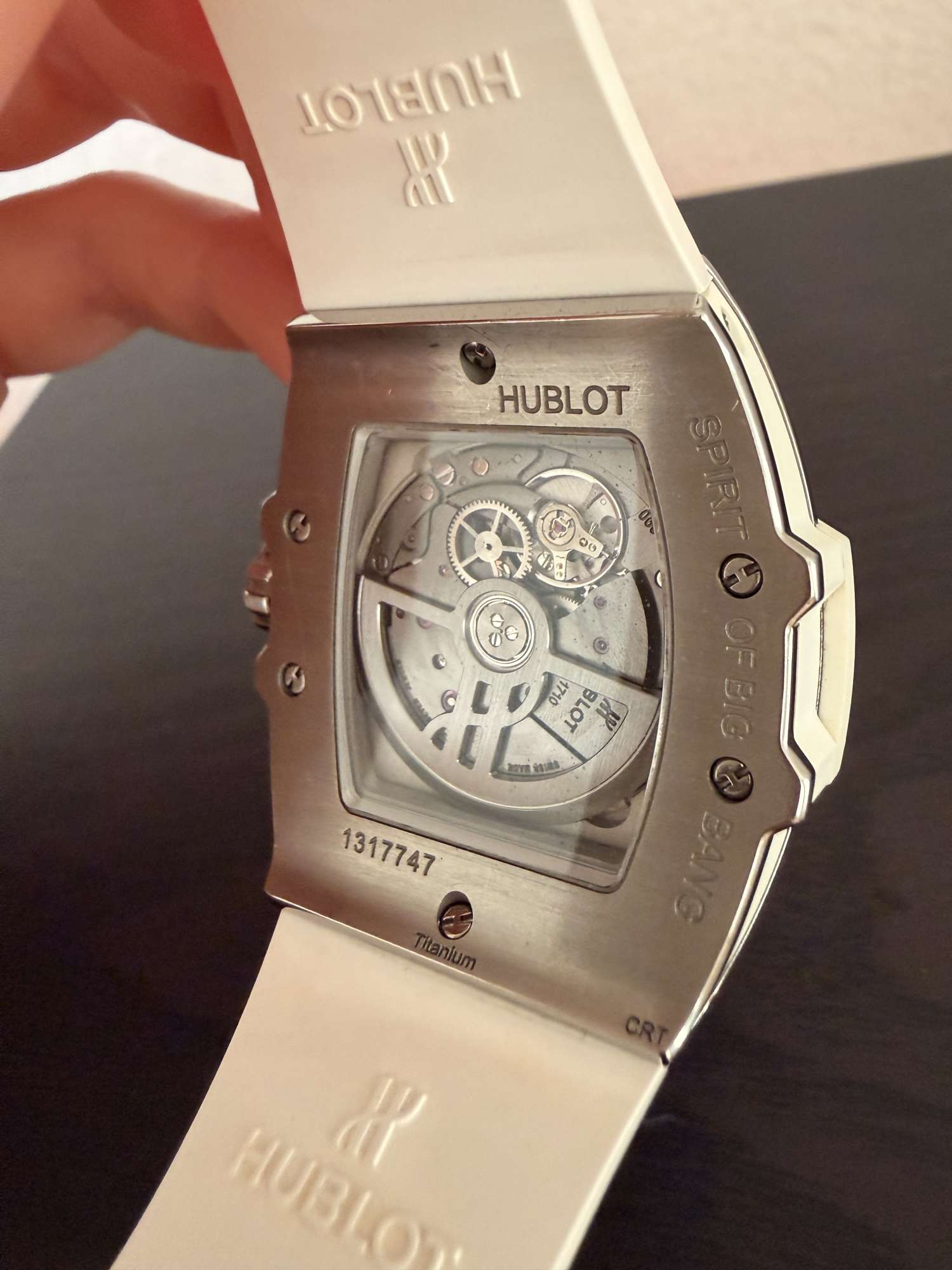 Hublot Spirit of Big Bang Titanium White Diamonds – Full Set