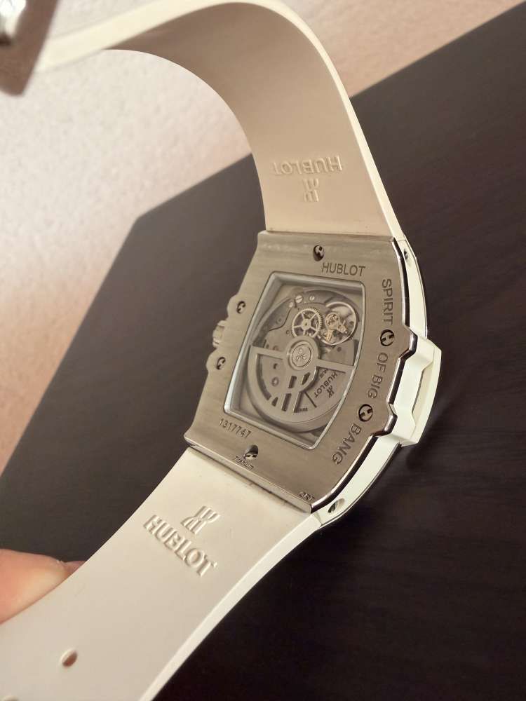 Hublot Spirit of Big Bang Titanium White Diamonds – Full Set