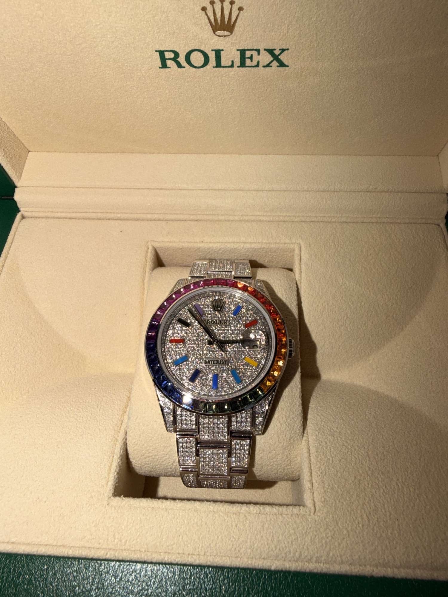 Rolex Datejust 41 – Full Diamond & Rainbow Bezel – Full Set