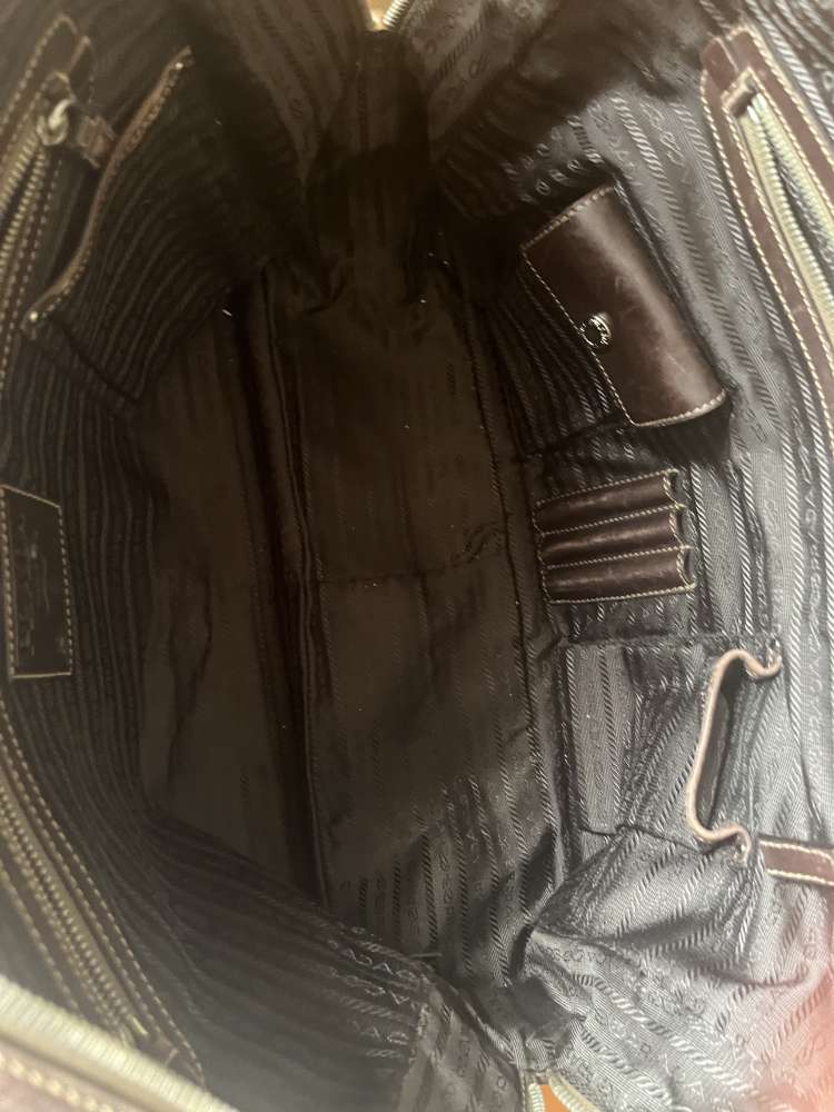 Prada kabelka