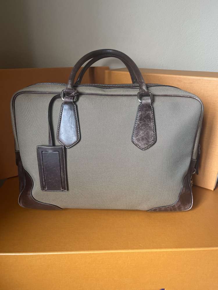 Prada kabelka