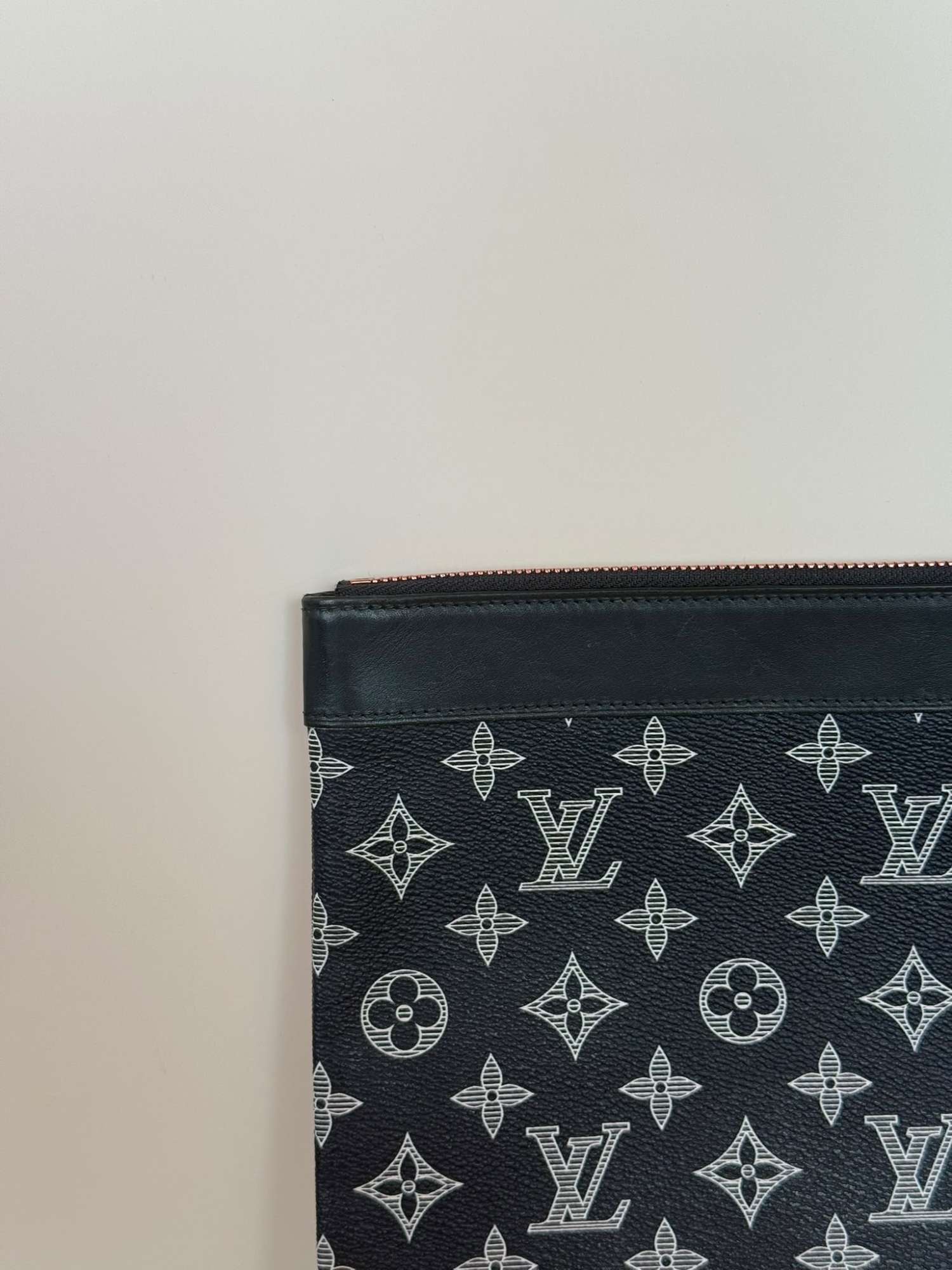 Louis Vuitton clutch