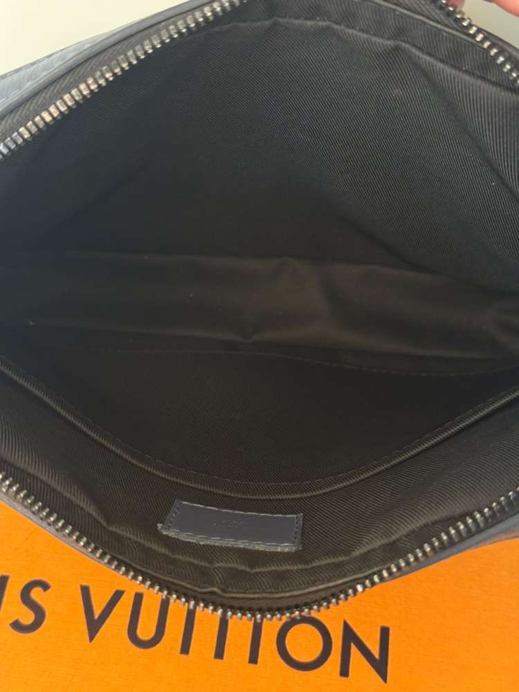 Louis Vuitton crossbody