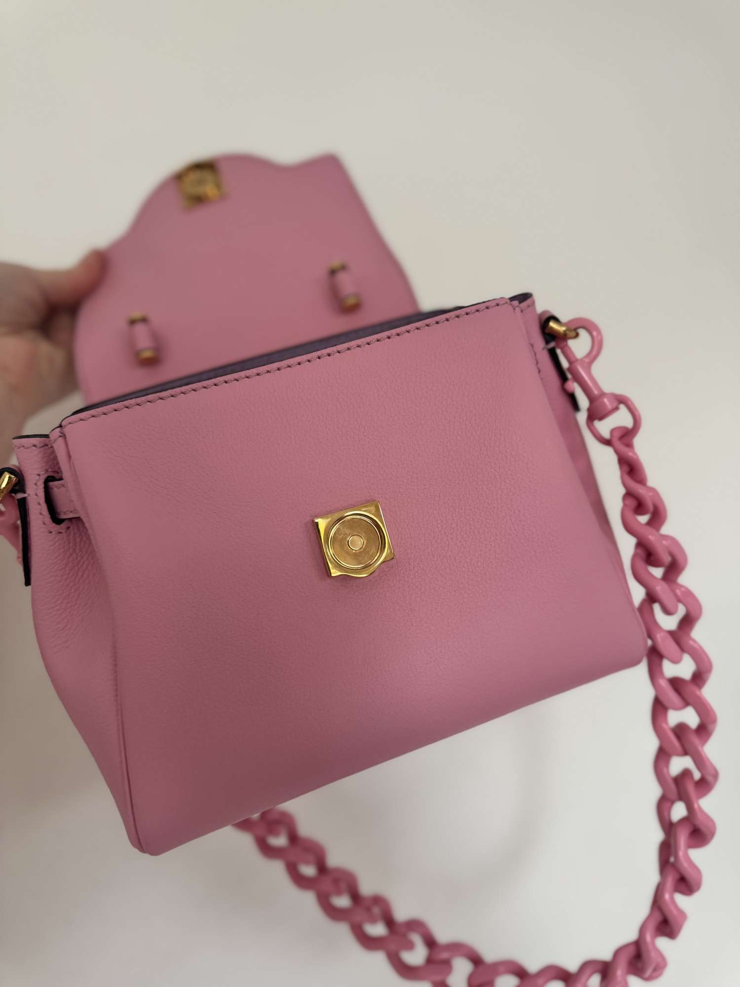 versace medusa small