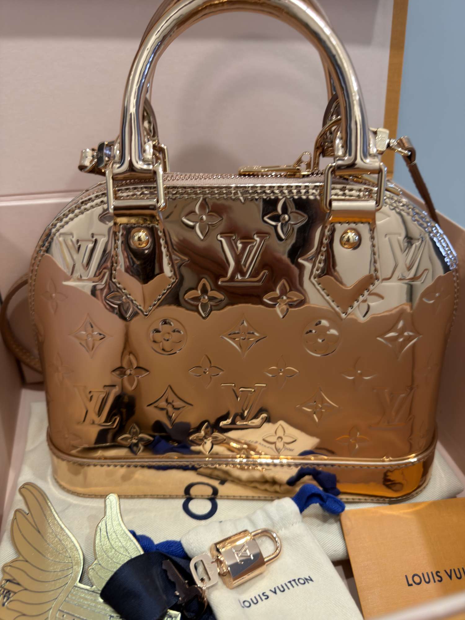 Nová limitka LV SKI kabelka Rose gold