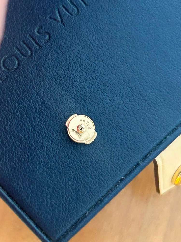 Louis  Vuitton Nausnice