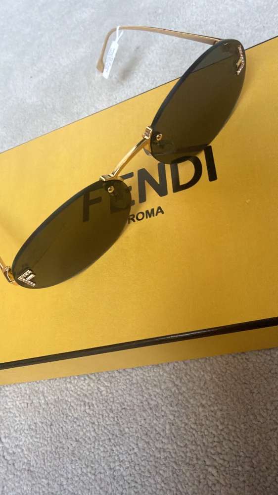 Nové  fendi okuliare