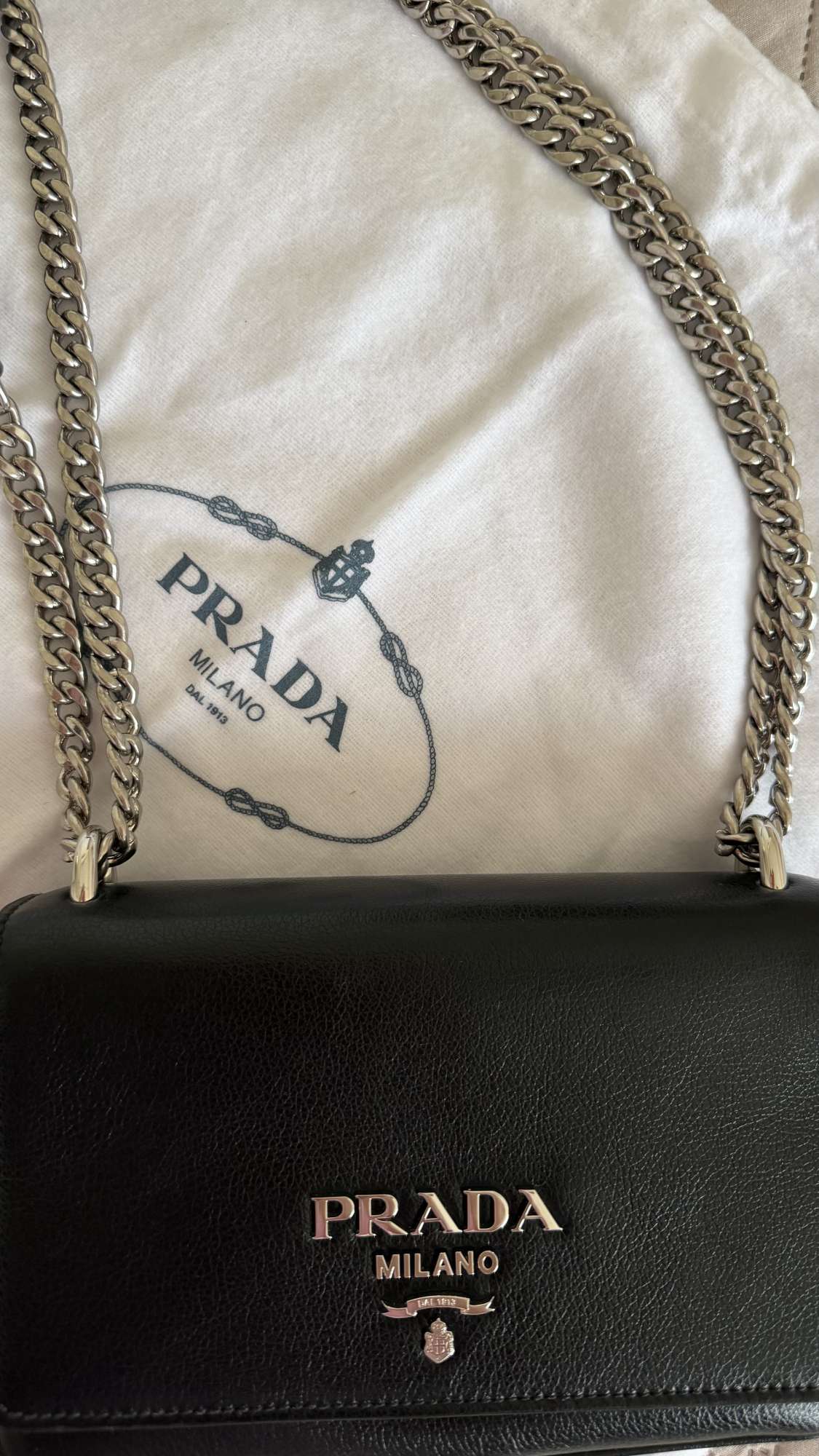Prada kožená kabelka