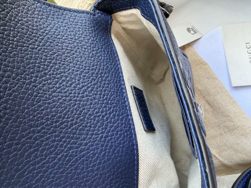 Crossbody Gucci