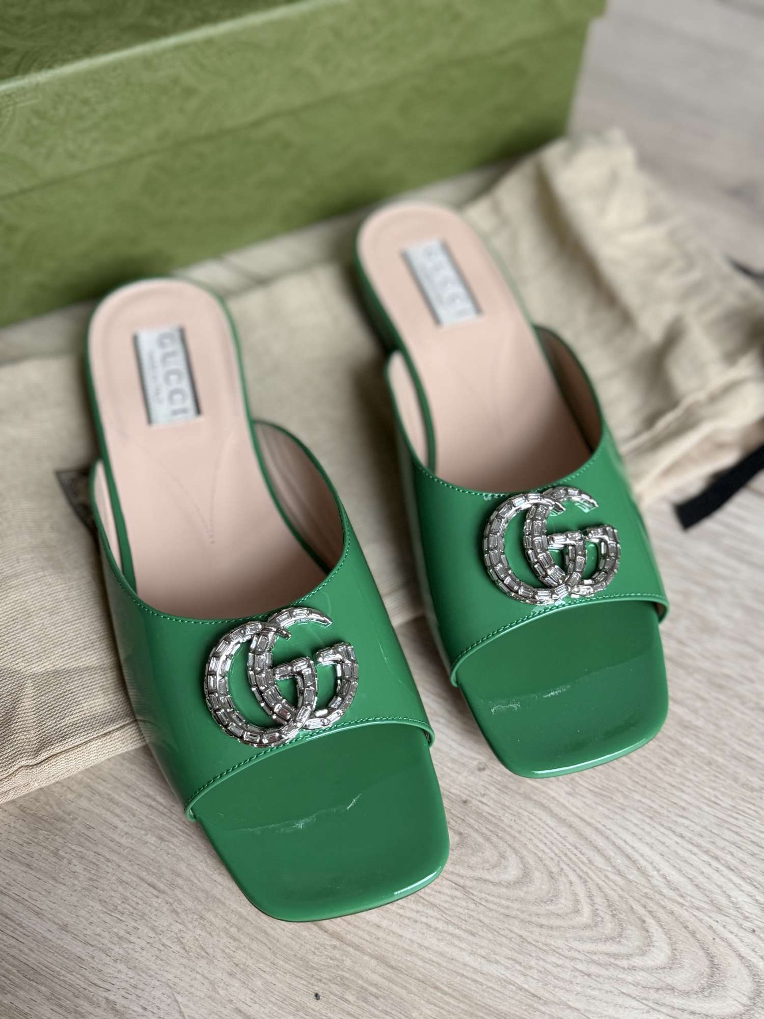 Šľapky Gucci