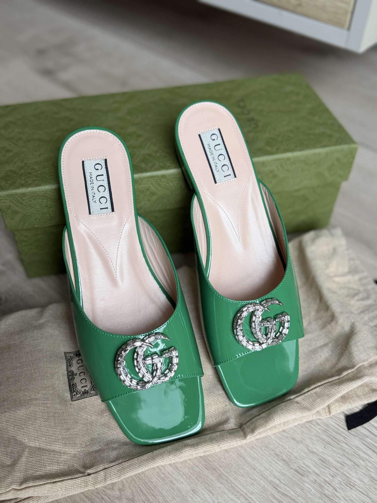 Šľapky Gucci